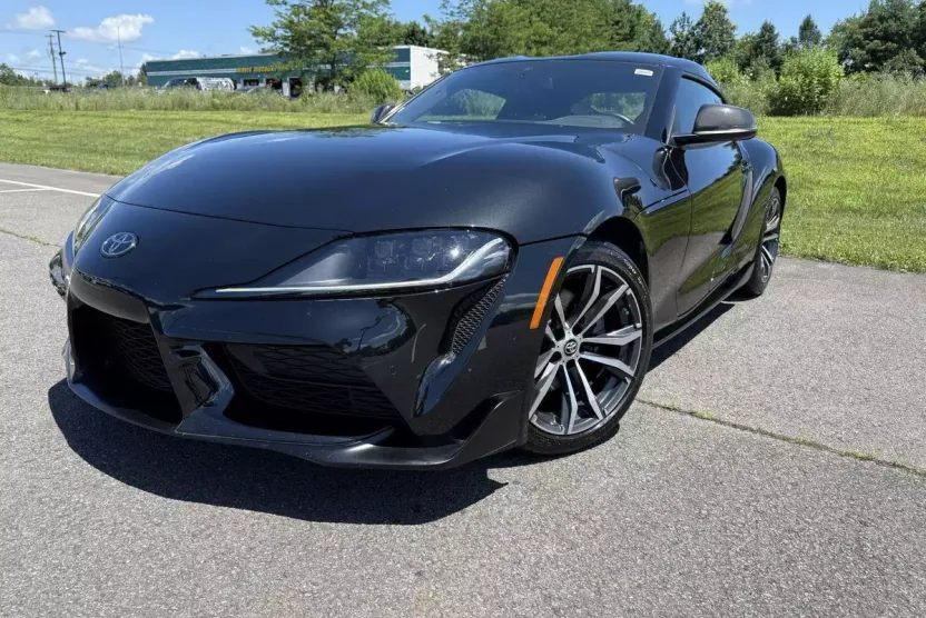 2021 Toyota Supra 2.0 photo 1