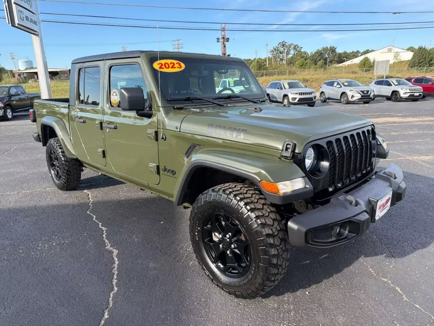 2023 Jeep Gladiator Sport photo 1