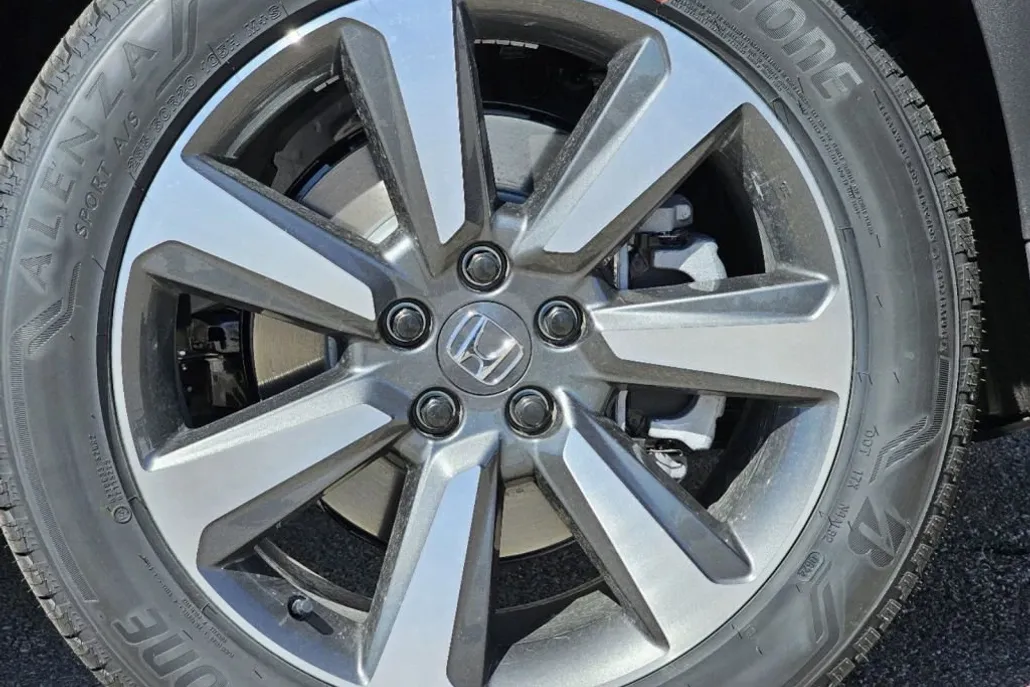 2025 Honda Pilot Elite photo 1