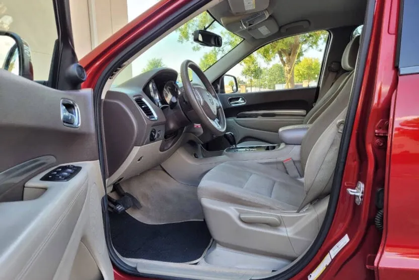 2013 Dodge Durango SXT photo 1