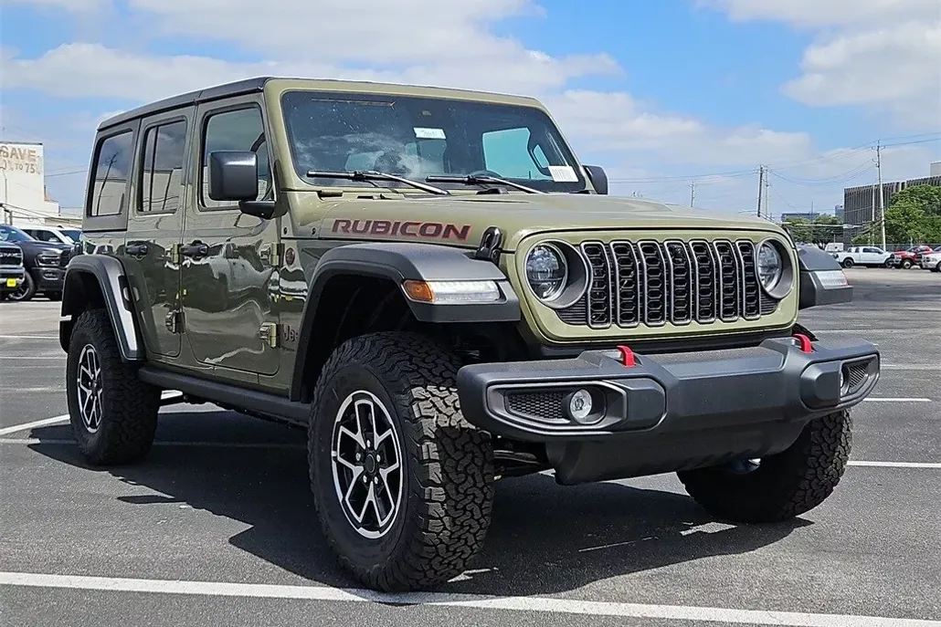 2025 Jeep Wrangler Rubicon photo 1