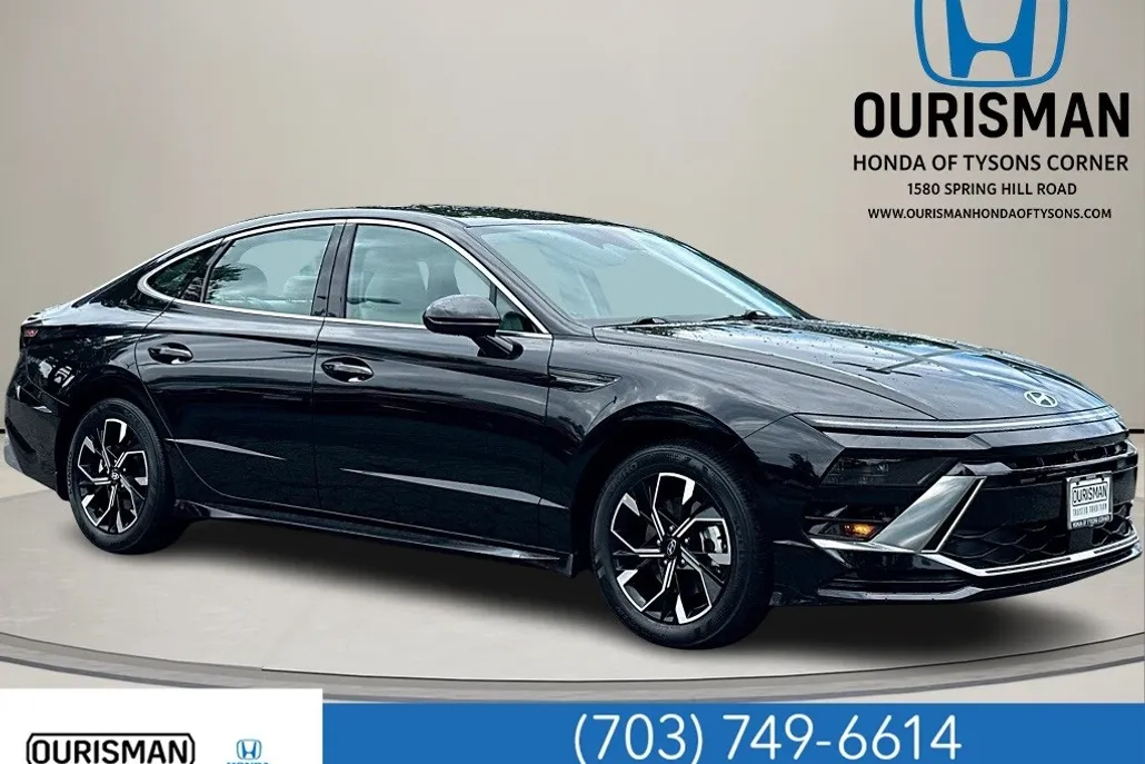 2025 Hyundai Sonata SEL photo 1
