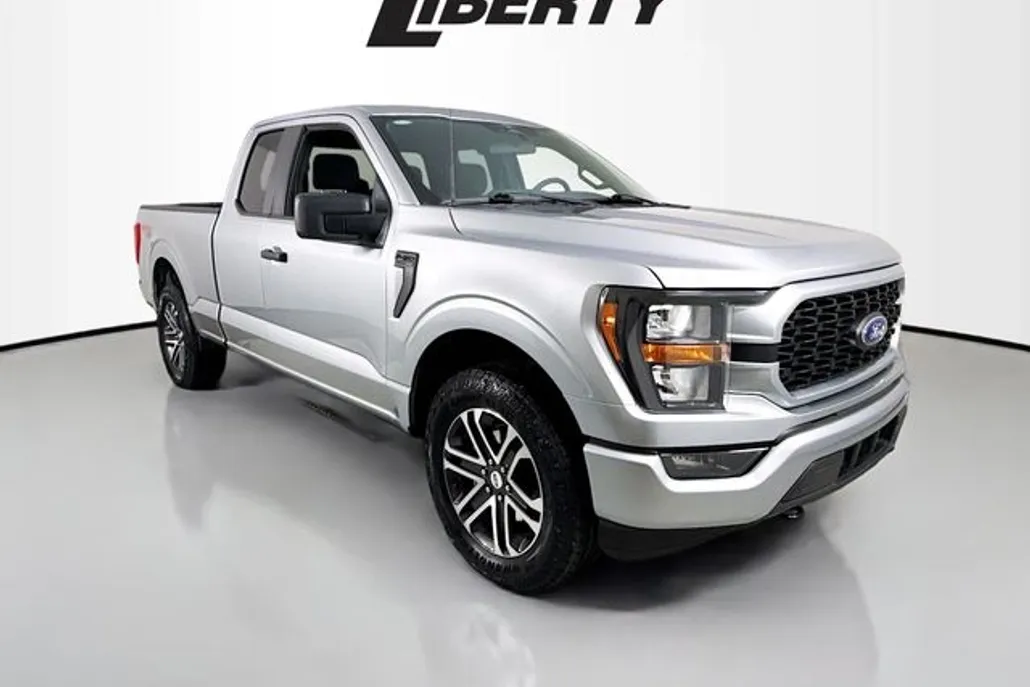 2023 Ford F-150 XL photo 1