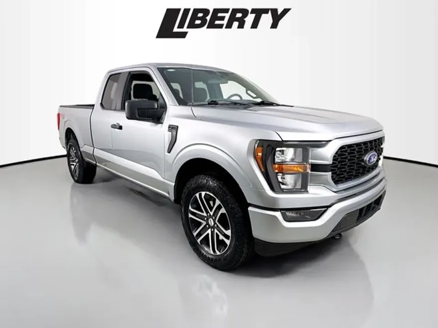 2023 Ford F-150 XL photo 1