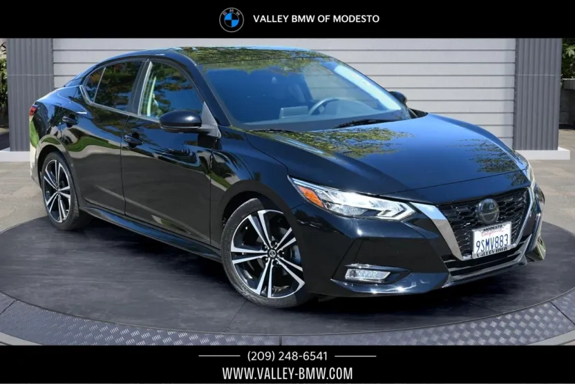2020 Nissan Sentra SR photo 1