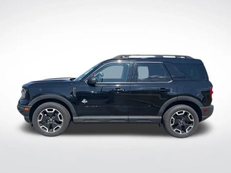 2022 Ford Bronco Sport Outer Banks photo 1