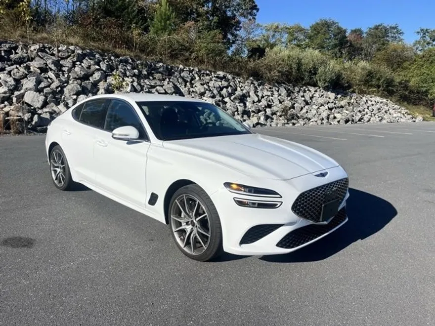 2025 Genesis G70 2.5T photo 1