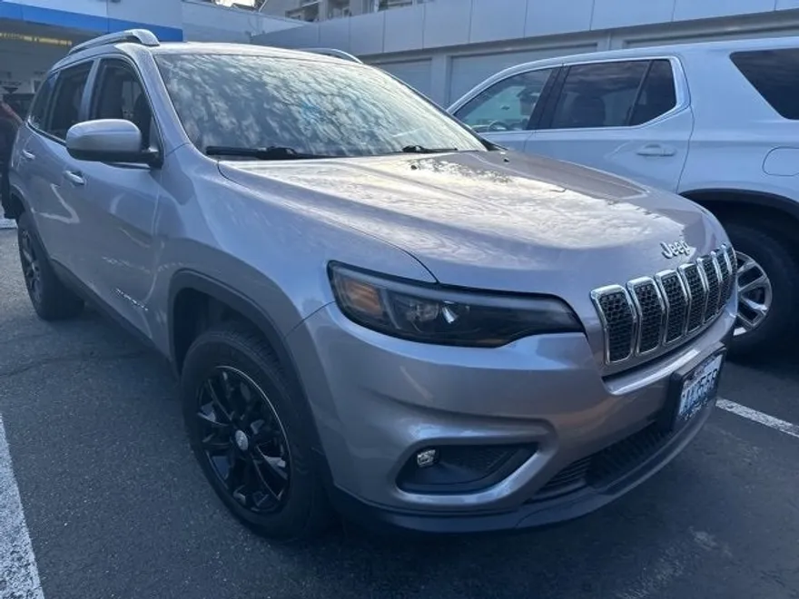 2019 Jeep Cherokee Latitude photo 1