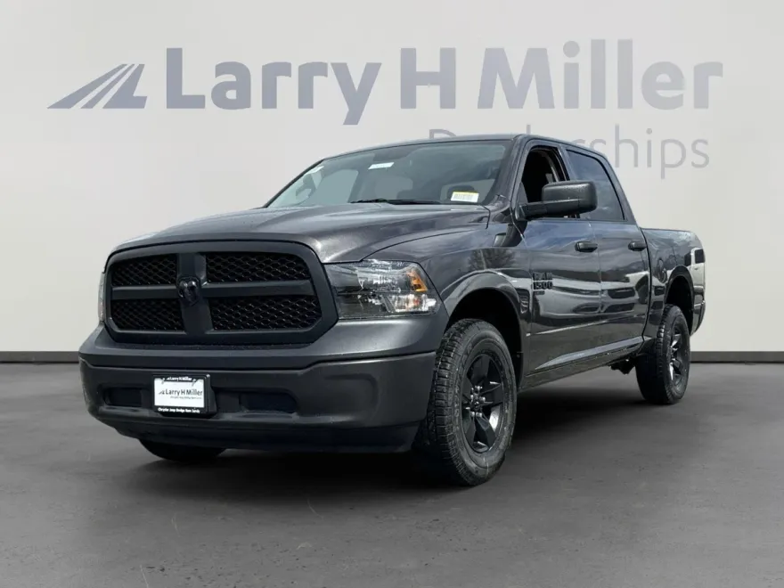 2024 Ram 1500 Classic Tradesman photo 1