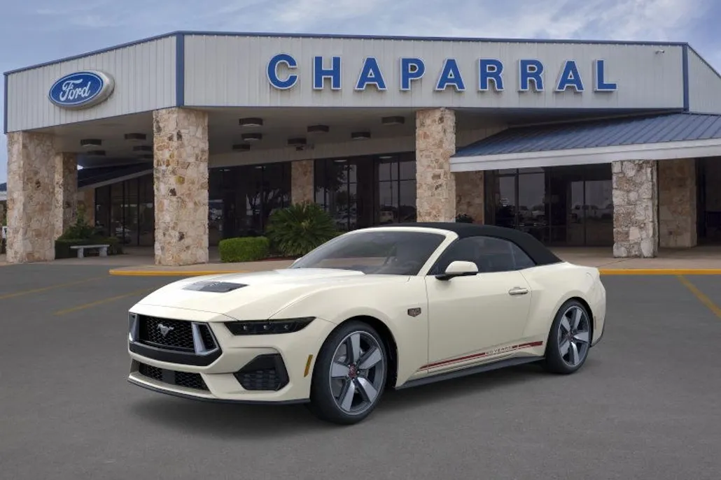 2025 Ford Mustang GT Premium photo 1