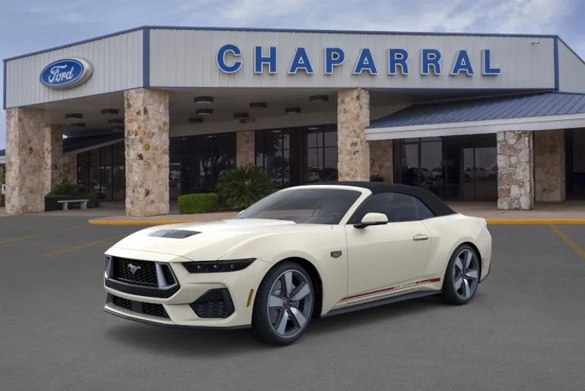 2025 Ford Mustang GT Premium photo 1