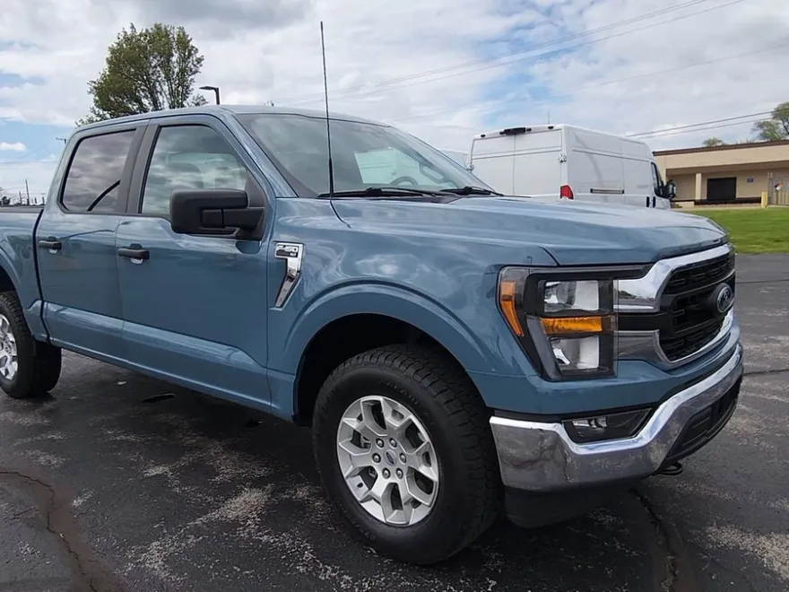 2023 Ford F-150 XL photo 1