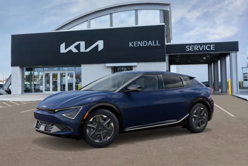 2025 Kia EV6 Light photo 1