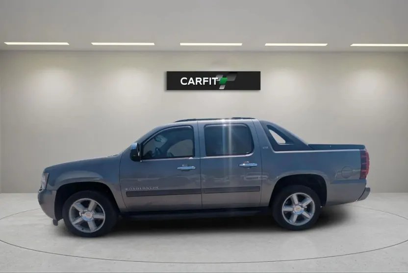 2007 Chevrolet Avalanche LTZ photo 1