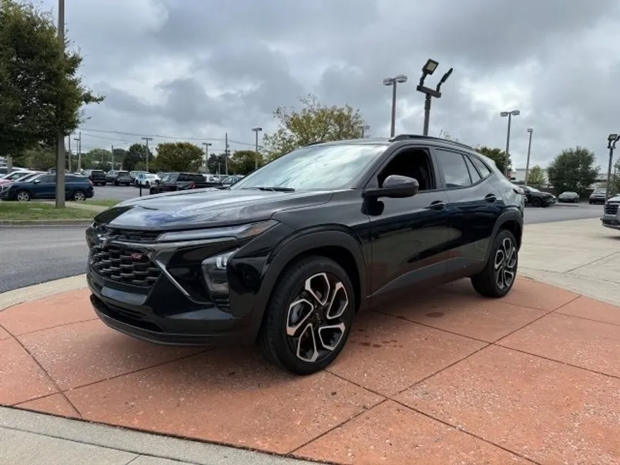 2025 Chevrolet Trax photo 1