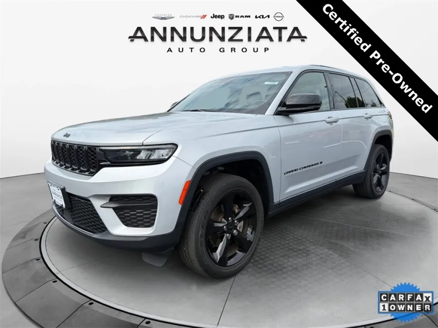 2022 Jeep Grand Cherokee Altitude photo 1