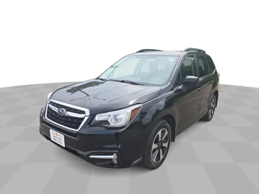 2017 Subaru Forester Limited photo 1