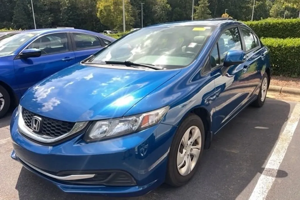 2013 Honda Civic LX photo 1