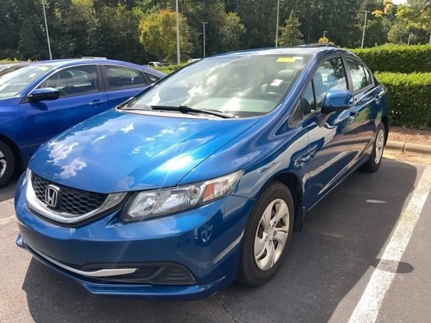 2013 Honda Civic LX photo 1
