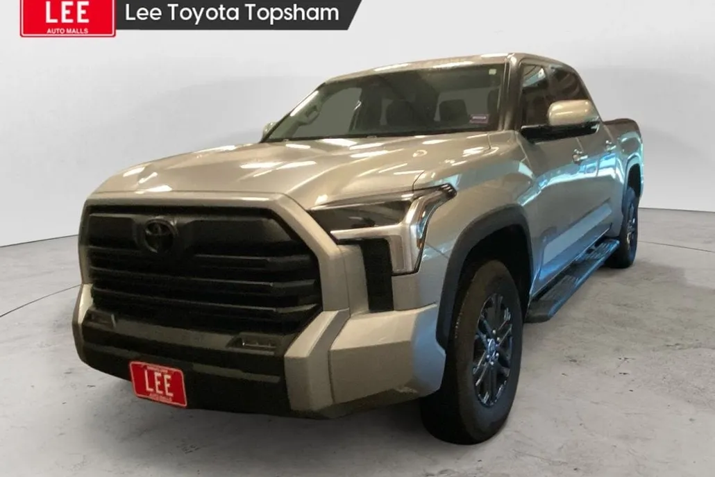 2024 Toyota Tundra SR5 photo 1