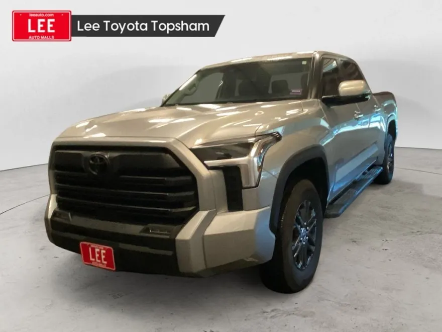 2024 Toyota Tundra SR5 photo 1