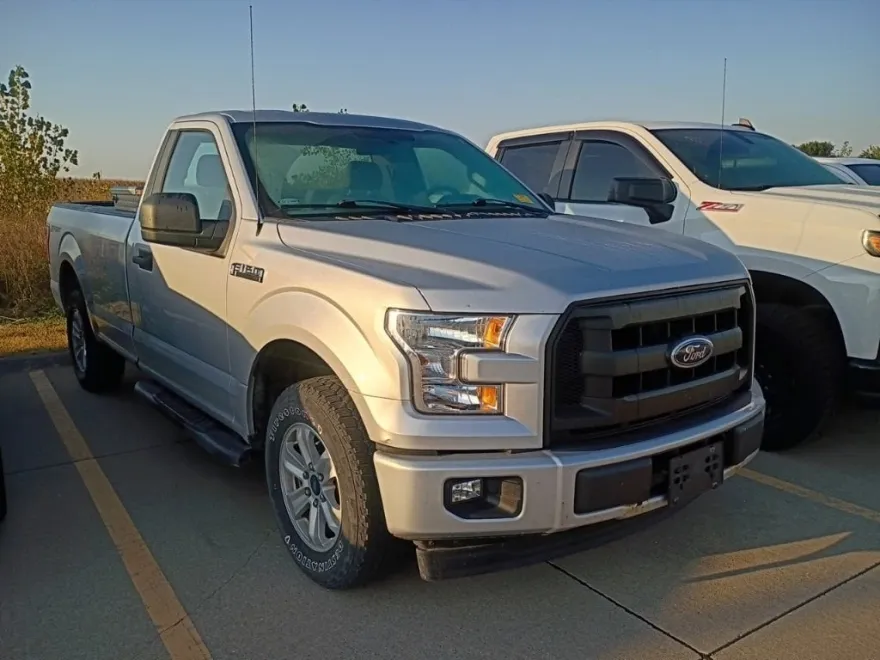2017 Ford F-150 XL photo 1