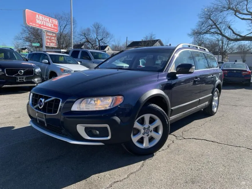 2010 Volvo XC70 photo 1