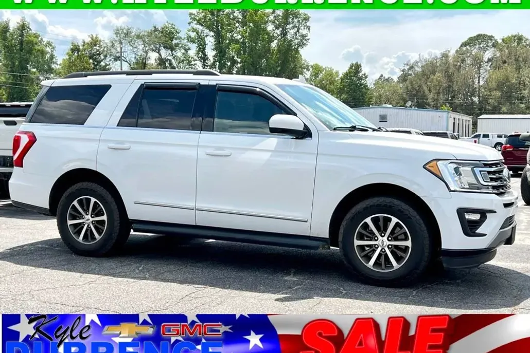 2020 Ford Expedition XLT photo 1