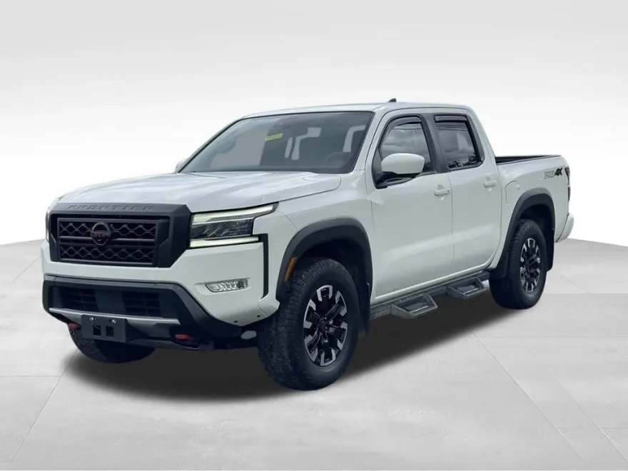 2023 Nissan Frontier PRO-4X photo 1