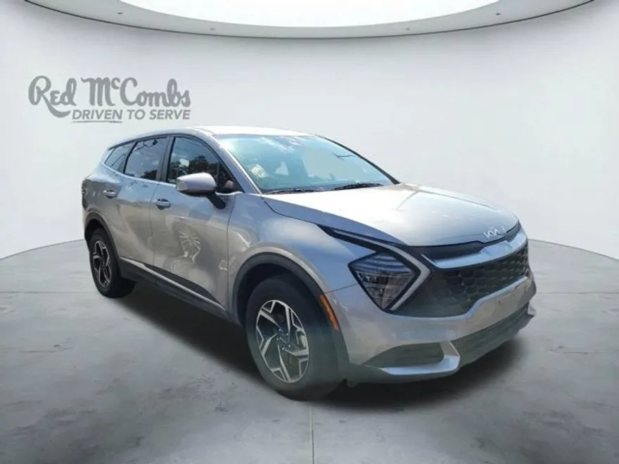 2024 Kia Sportage LX photo 1