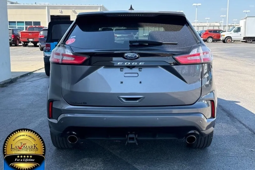 2021 Ford Edge ST-Line photo 1