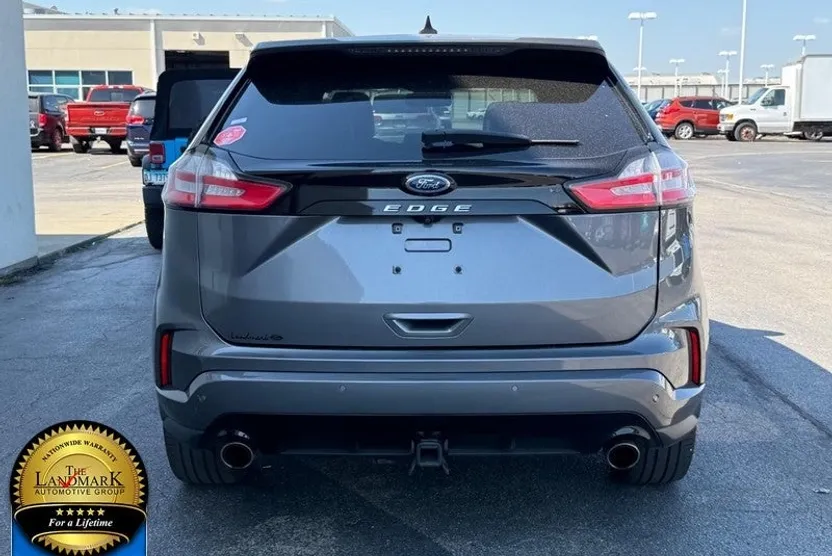 2021 Ford Edge ST-Line photo 1