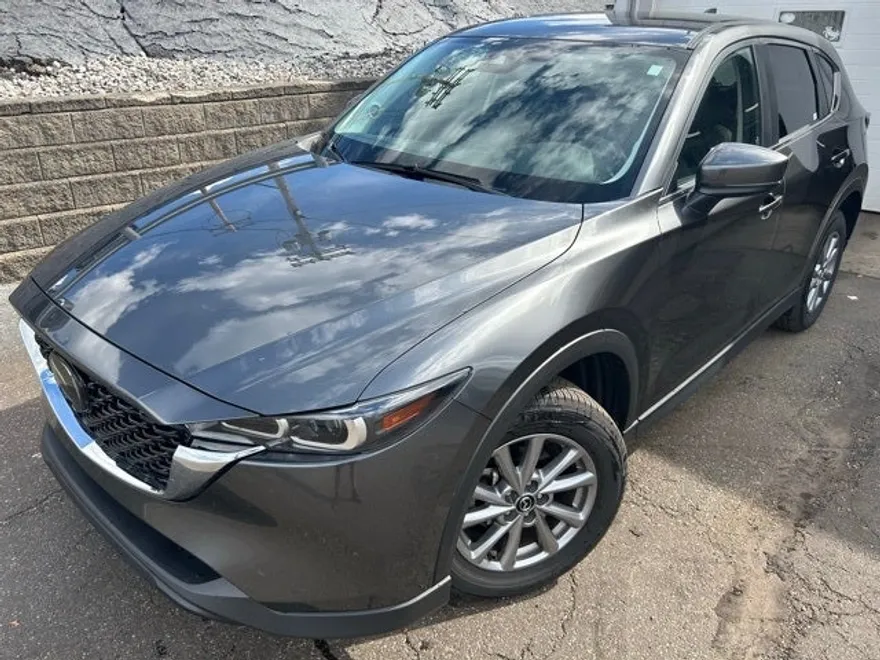 2022 Mazda CX-5 2.5 Select photo 1