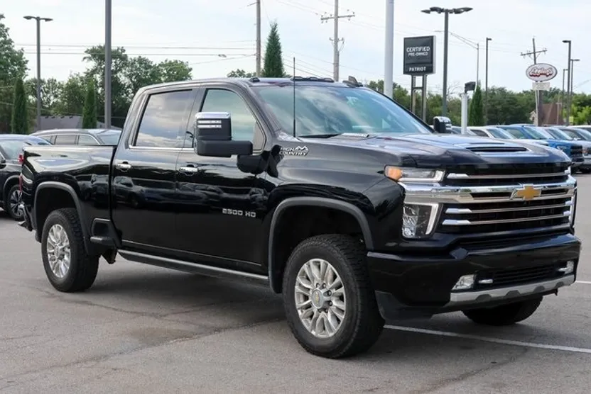 2023 Chevrolet Silverado 2500HD High Country photo 1