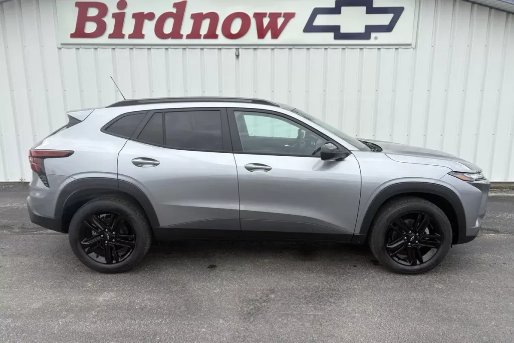 2025 Chevrolet Trax ACTIV photo 1