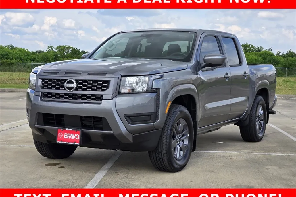 2025 Nissan Frontier SV photo 1