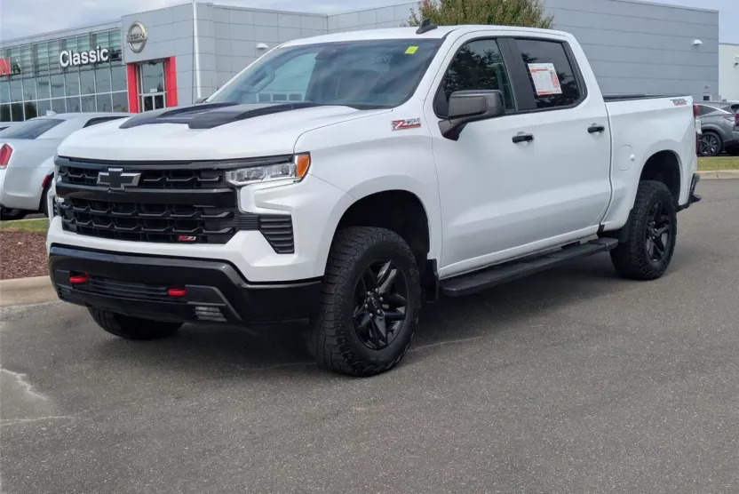 2023 Chevrolet Silverado 1500 LT Trail Boss photo 1