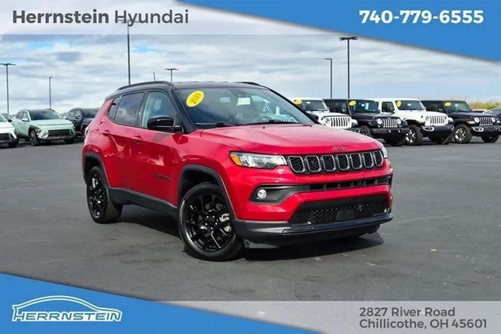 2024 Jeep Compass Latitude photo 1