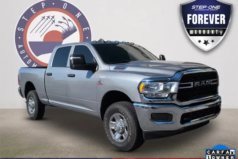 2023 Ram 2500 Tradesman photo 1