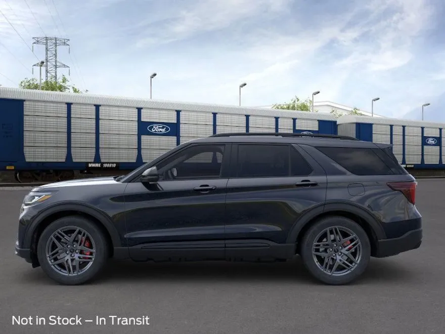 2025 Ford Explorer ST photo 1