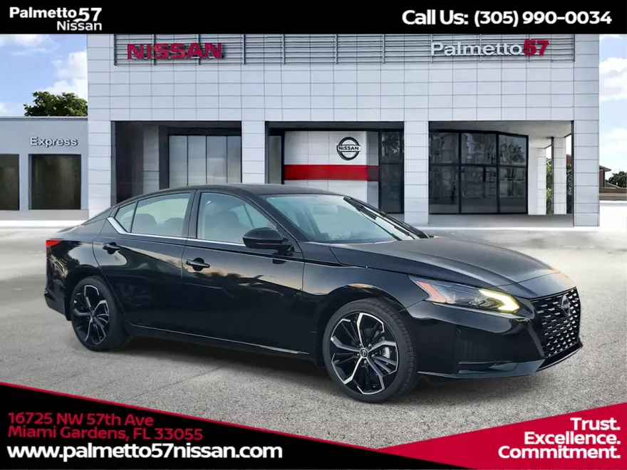 2025 Nissan Altima 2.5 SR photo 1