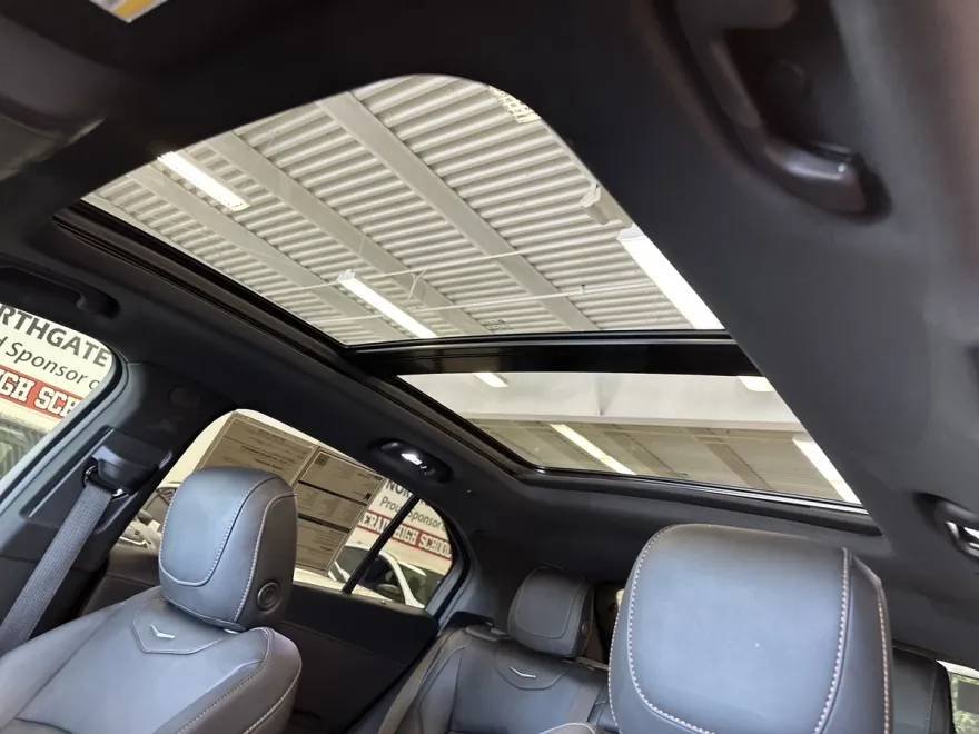 2020 Cadillac XT4 Sport photo 1