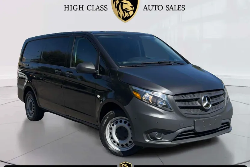 2020 Mercedes Benz Metris photo 1