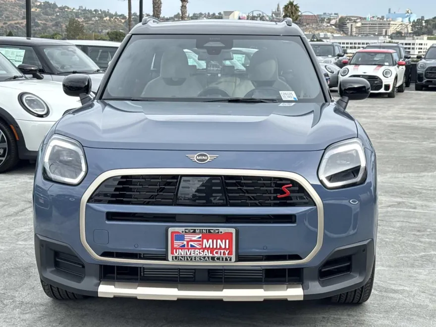 2026 Mini Countryman S ALL4 photo 1