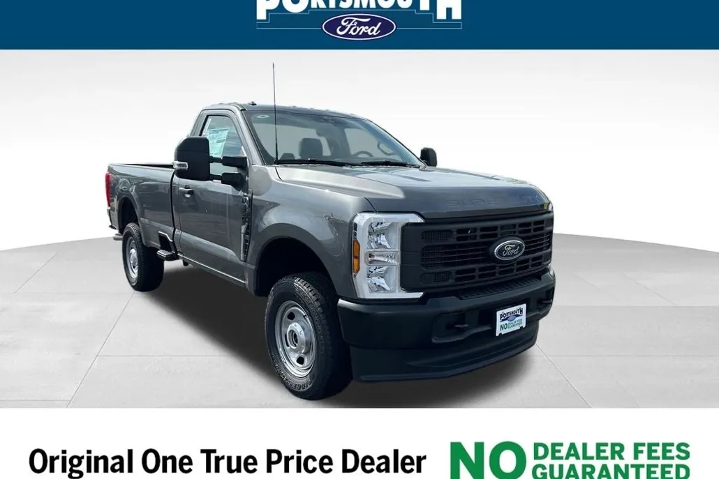 2025 Ford F-350 photo 1