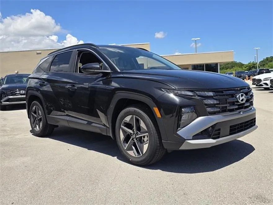 2026 Hyundai Tucson SEL photo 1
