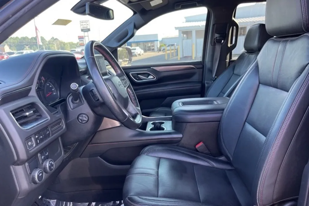 2021 Chevrolet Tahoe RST photo 1