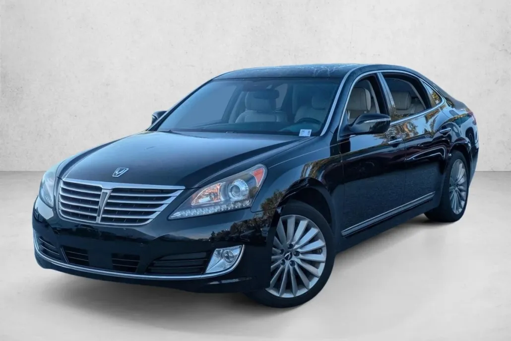 2015 Hyundai Equus Signature photo 1