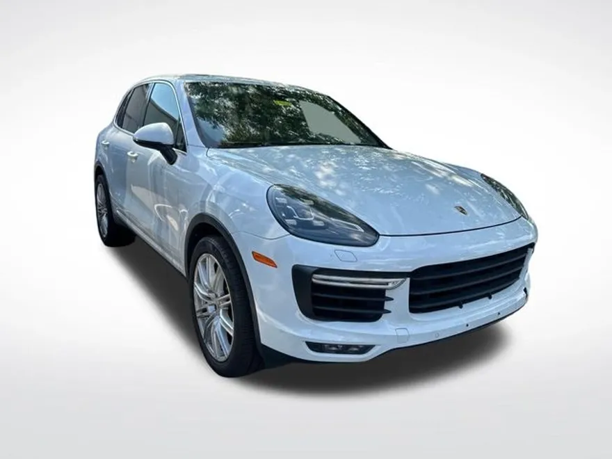2015 Porsche Cayenne Turbo photo 1
