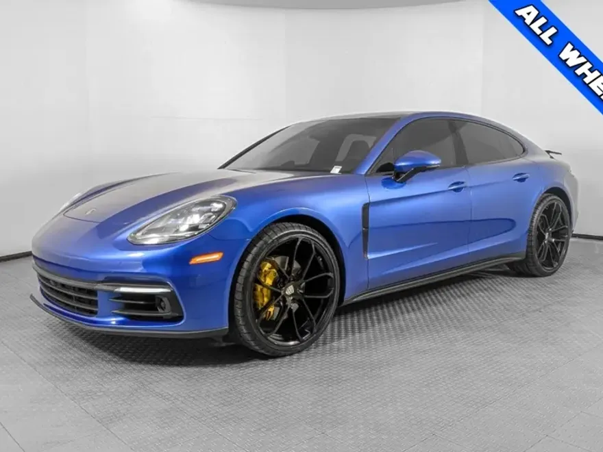 2017 Porsche Panamera 4S photo 1